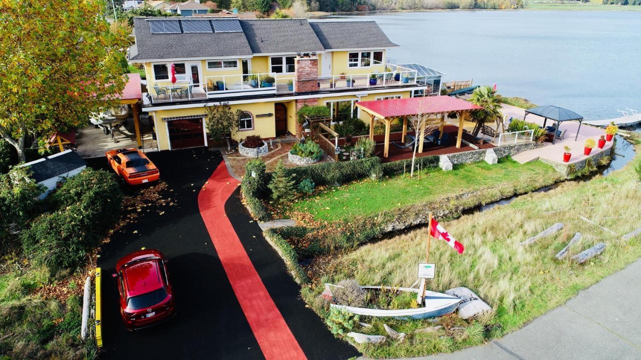Birds Of A Feather Victoria Oceanfront Studio Suites Colwood Exteriér fotografie