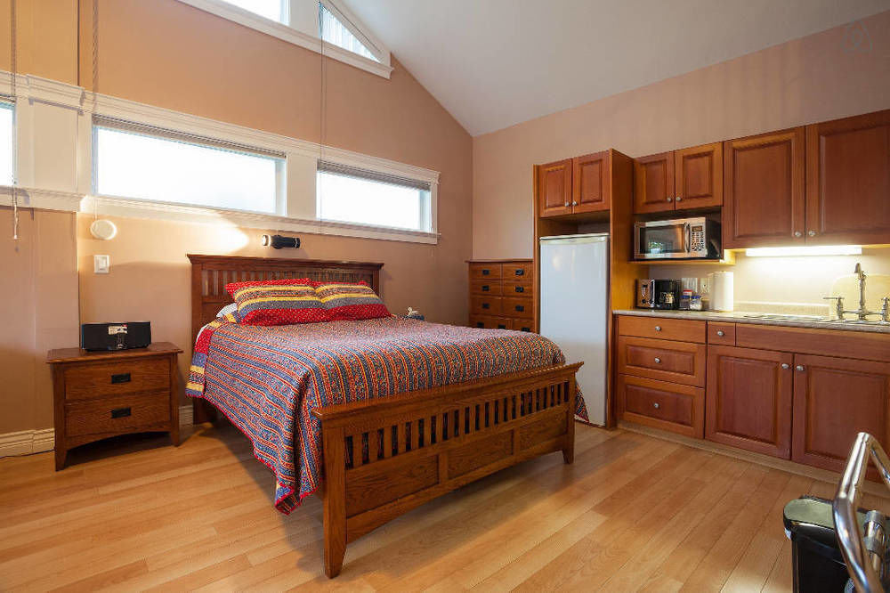 Birds Of A Feather Victoria Oceanfront Studio Suites Colwood Exteriér fotografie