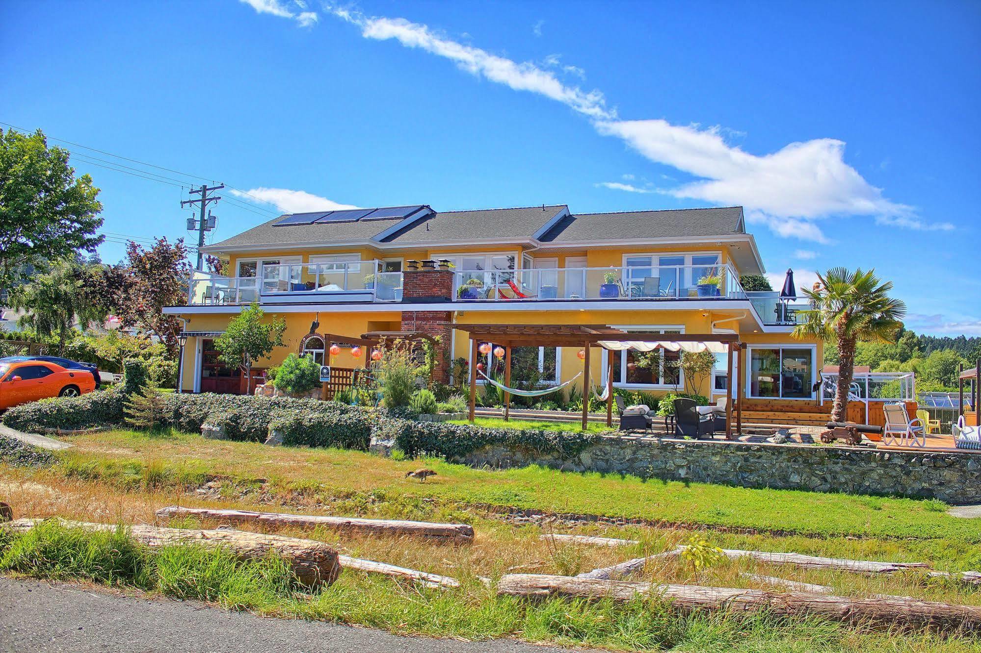Birds Of A Feather Victoria Oceanfront Studio Suites Colwood Exteriér fotografie