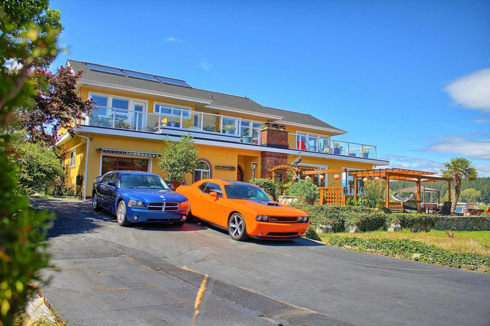 Birds Of A Feather Victoria Oceanfront Studio Suites Colwood Exteriér fotografie